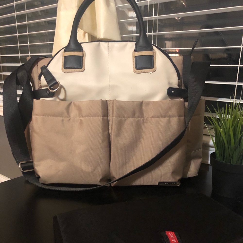 Skip hop diaper bag